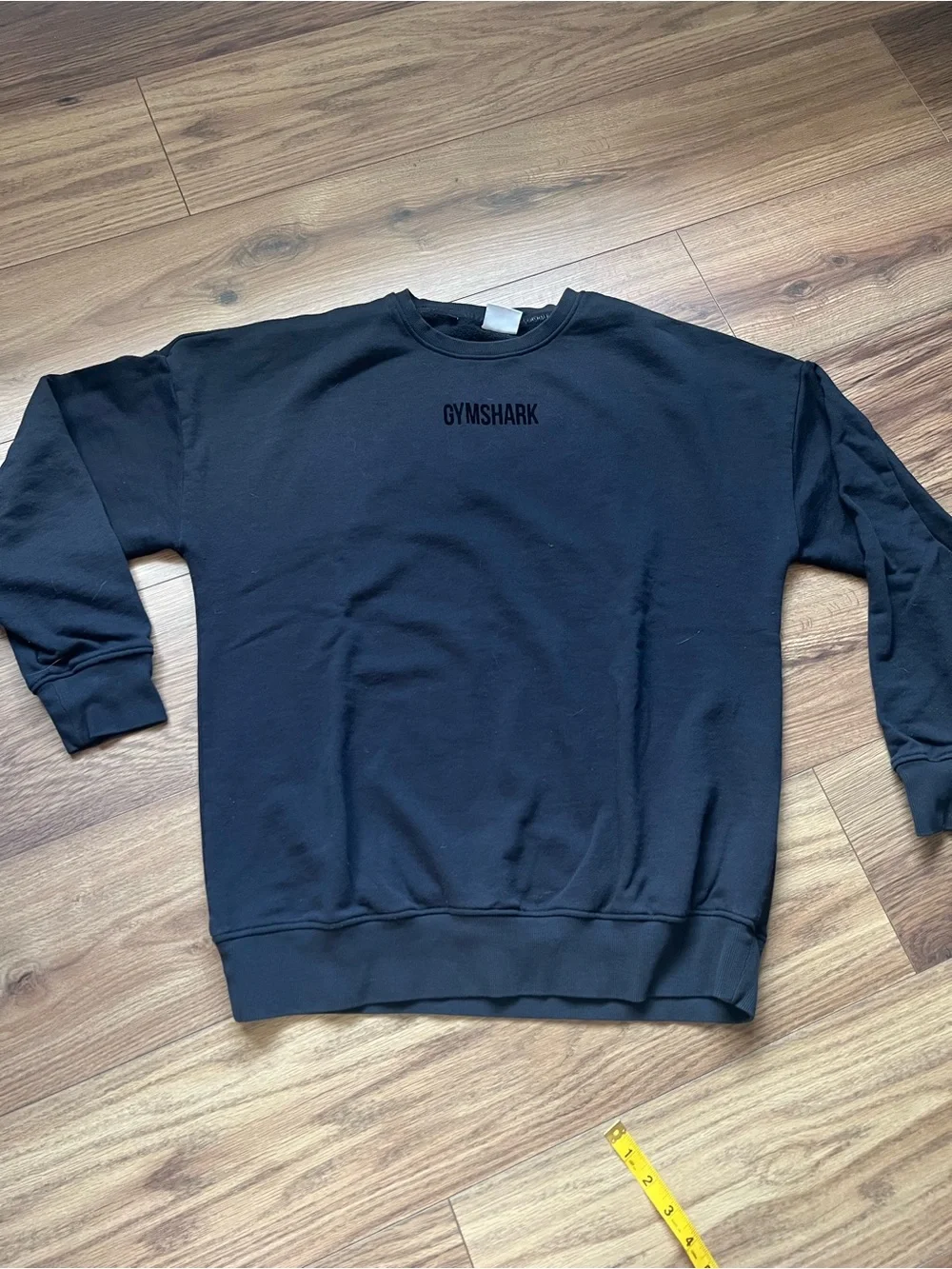 Gym shark Women’s Black Crewneck Sweater - Picture 1 of 3